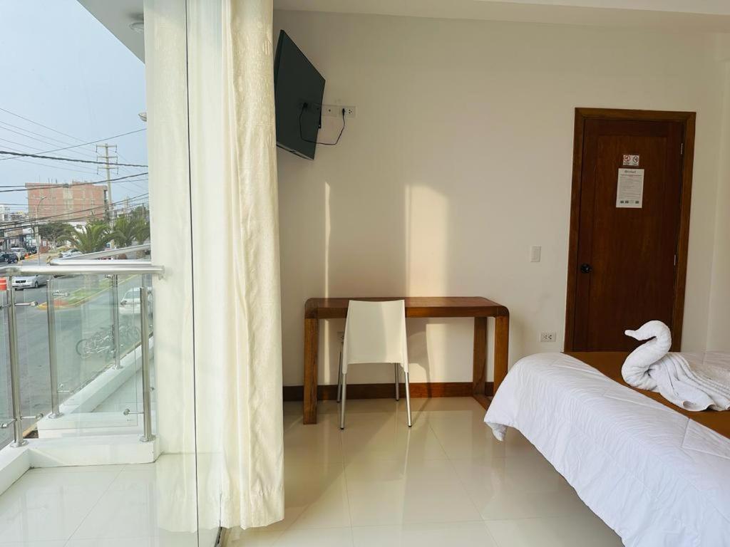 Hotel Overland Paracas Buitenkant foto